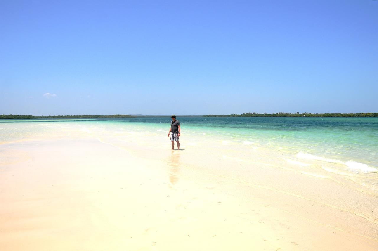 Msambweni Beach House Villa Esterno foto